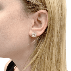 Boucles d'oreilles Puces CHOPARD "Happy diamonds" en or blanc et diamants - Castafiore