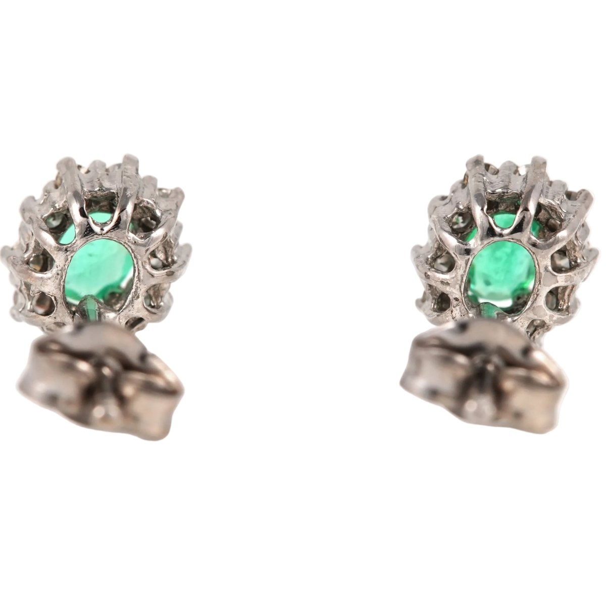 Boucles d'oreilles Puces en or blanc, émeraudes et diamants - Castafiore