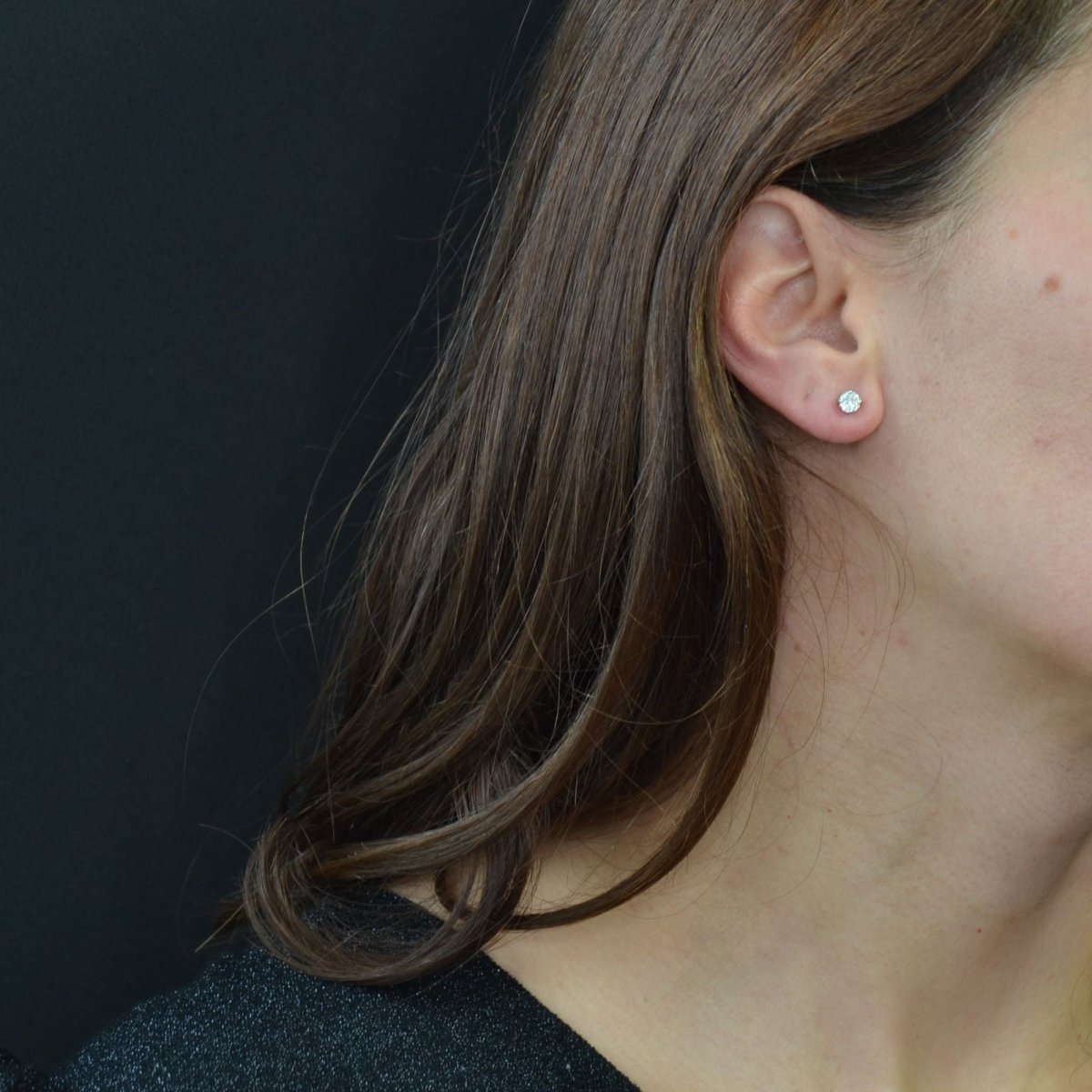 Boucles d'oreilles Puces en or blanc et diamants - Castafiore