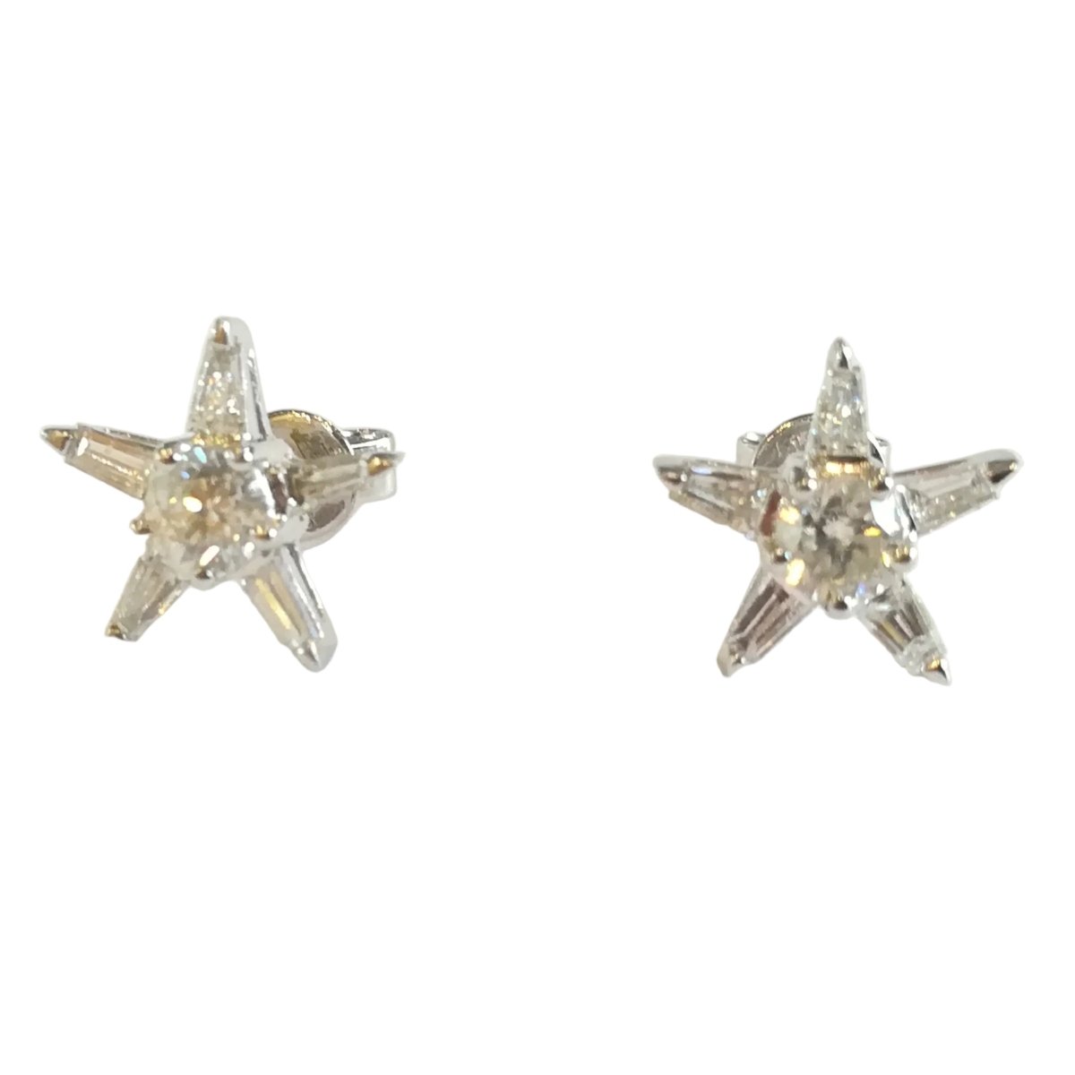Boucles d'oreilles Puces en or blanc et diamants - Castafiore