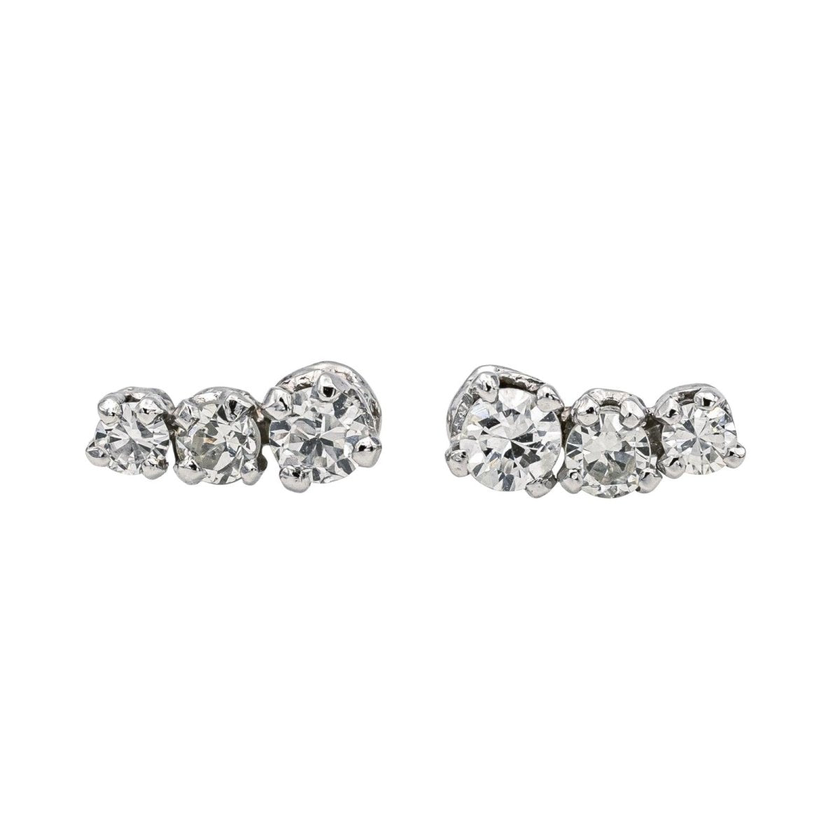 Boucles d'oreilles Puces en or blanc et diamants - Castafiore