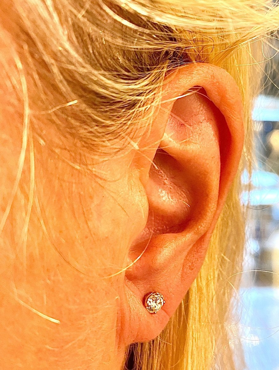 Boucles d’oreilles puces en or jaune 18 carats, diamants 2x 0,50 carats - Castafiore