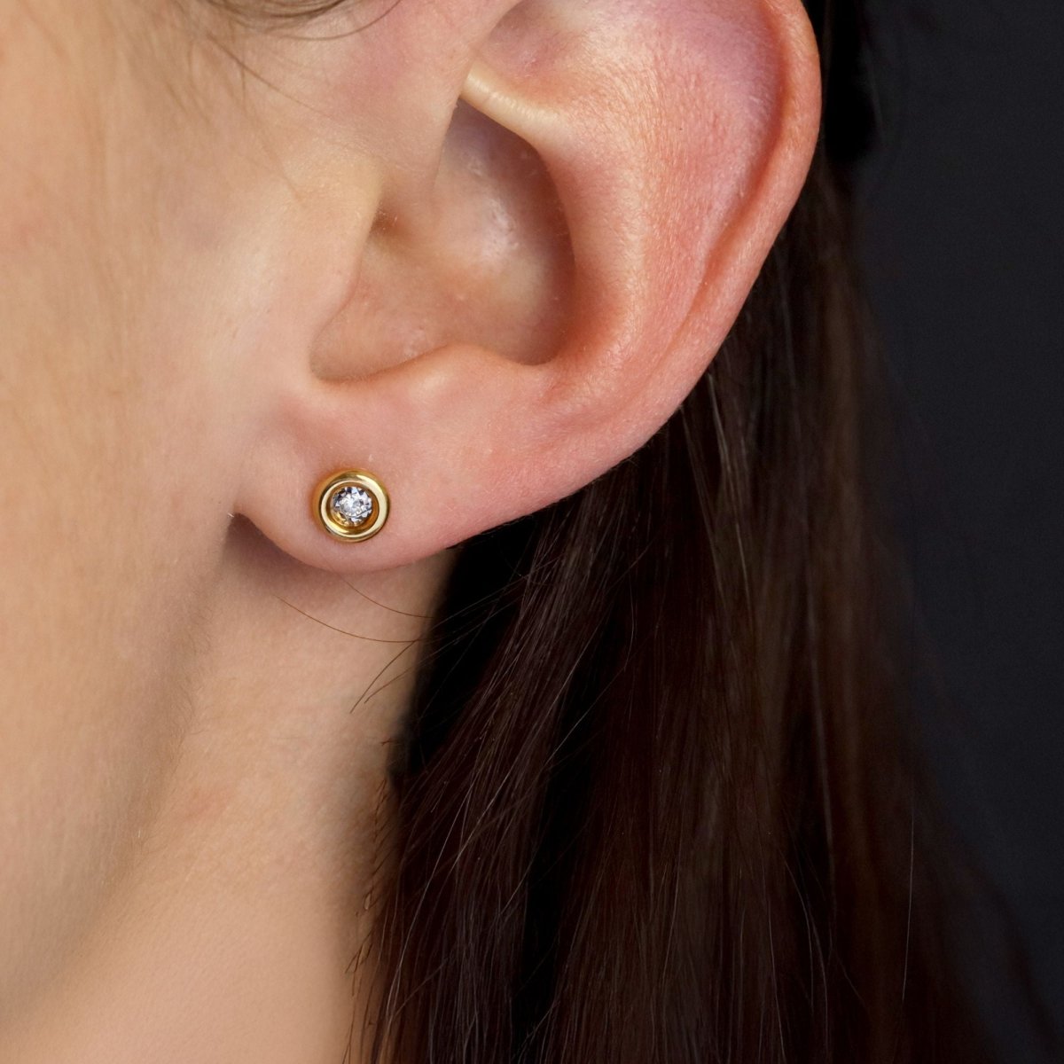 Ear chips yellow gold rounds diamonds