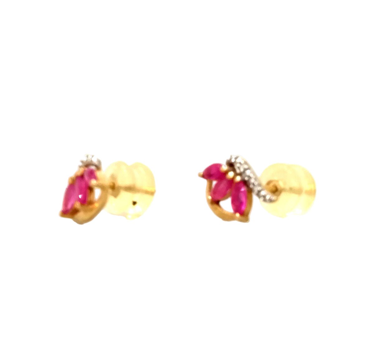 Boucles d'oreilles Puces en or jaune, or blanc, rubis, et diamants - Castafiore