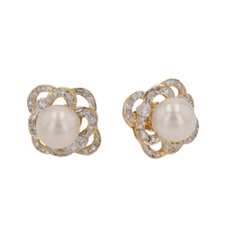 Boucles d'oreilles Puces en or jaune, perles et diamants - Castafiore