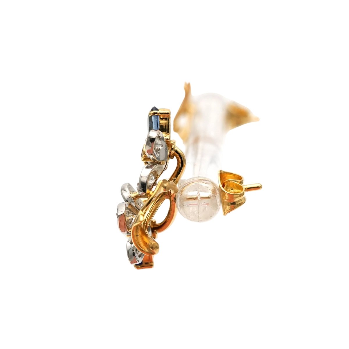Boucles d'oreilles Puces en or jaune, rubis, saphirs et diamants - Castafiore