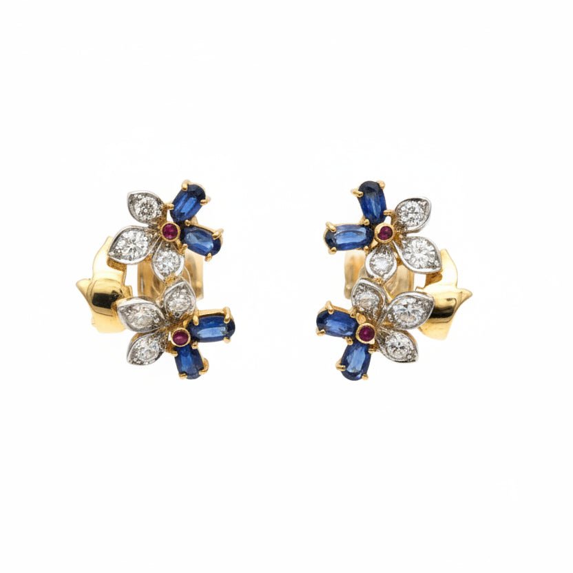 Boucles d'oreilles Puces en or jaune, rubis, saphirs et diamants - Castafiore