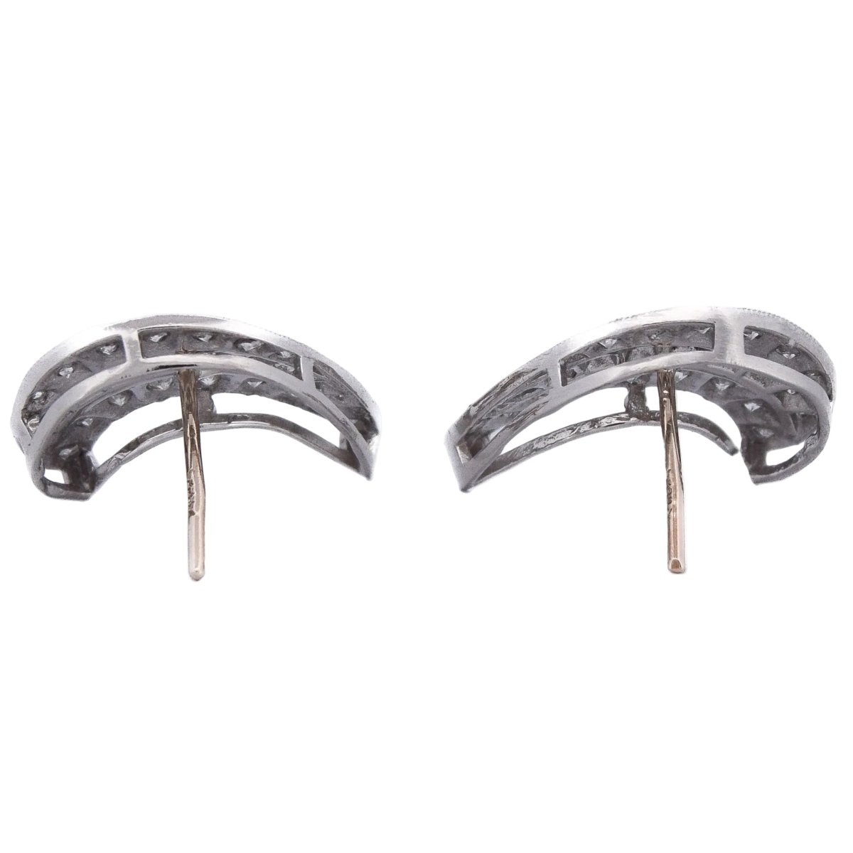 Boucles d'oreilles Puces en platine et diamants - Castafiore
