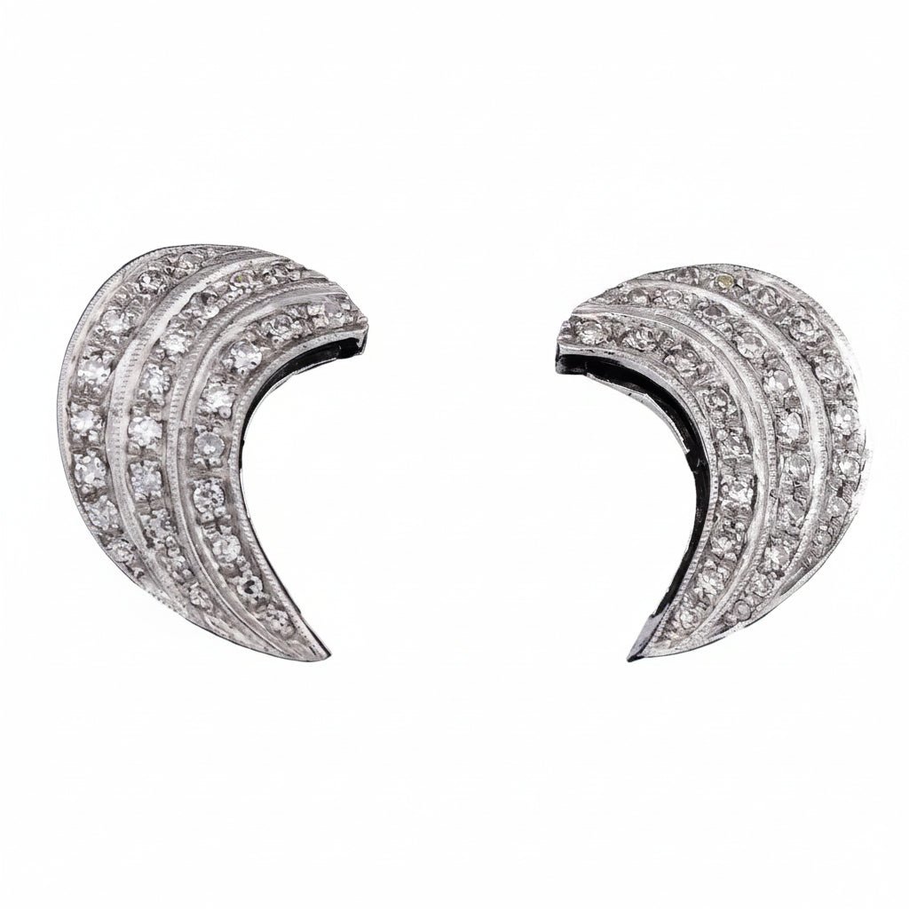 Boucles d'oreilles Puces en platine et diamants - Castafiore
