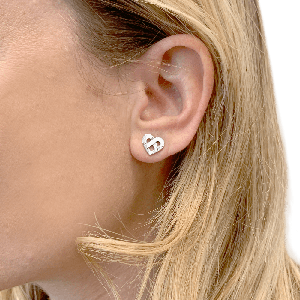 Earrings Poiray, "Coeur Entrelacé", white gold.