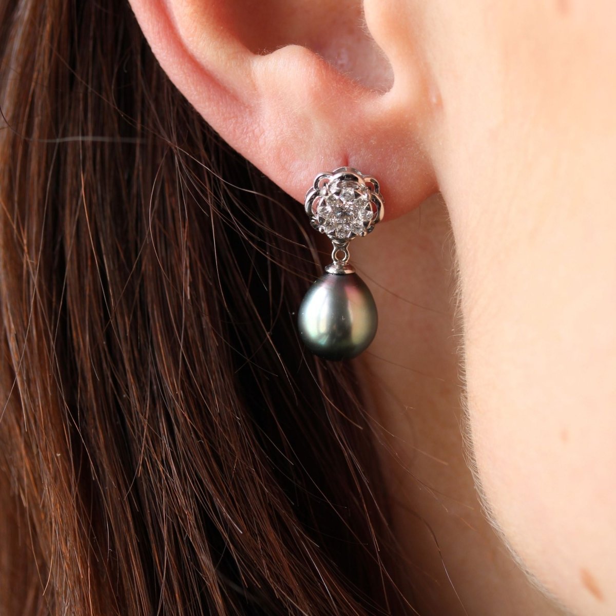 Boucles d'oreilles transformables en or blanc et diamants - Castafiore