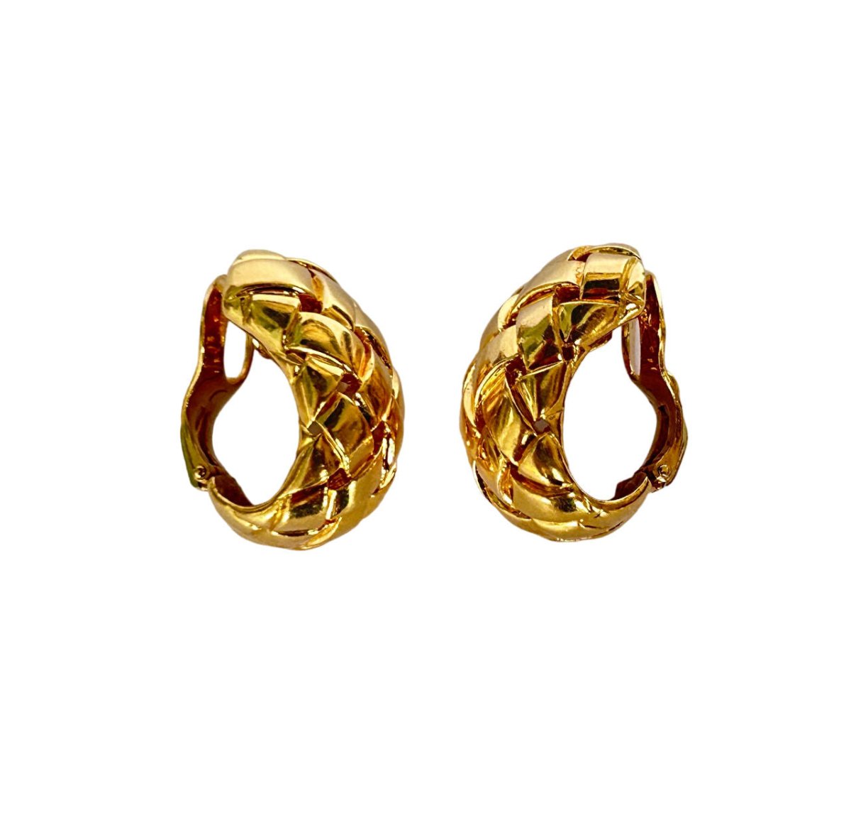 Boucles d'oreilles VAN CLEEF & ARPELS "vannerie" en or jaune - Castafiore