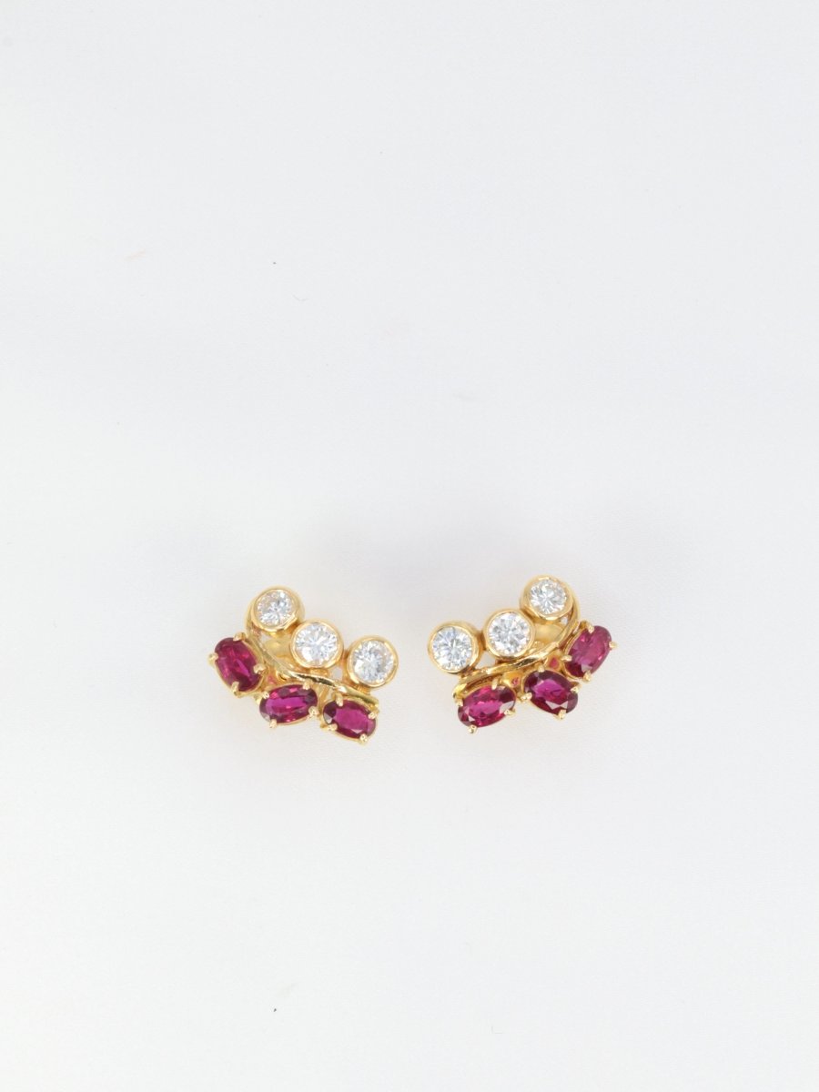 Boucles d’oreilles vintage en or, diamants et grenats - Castafiore