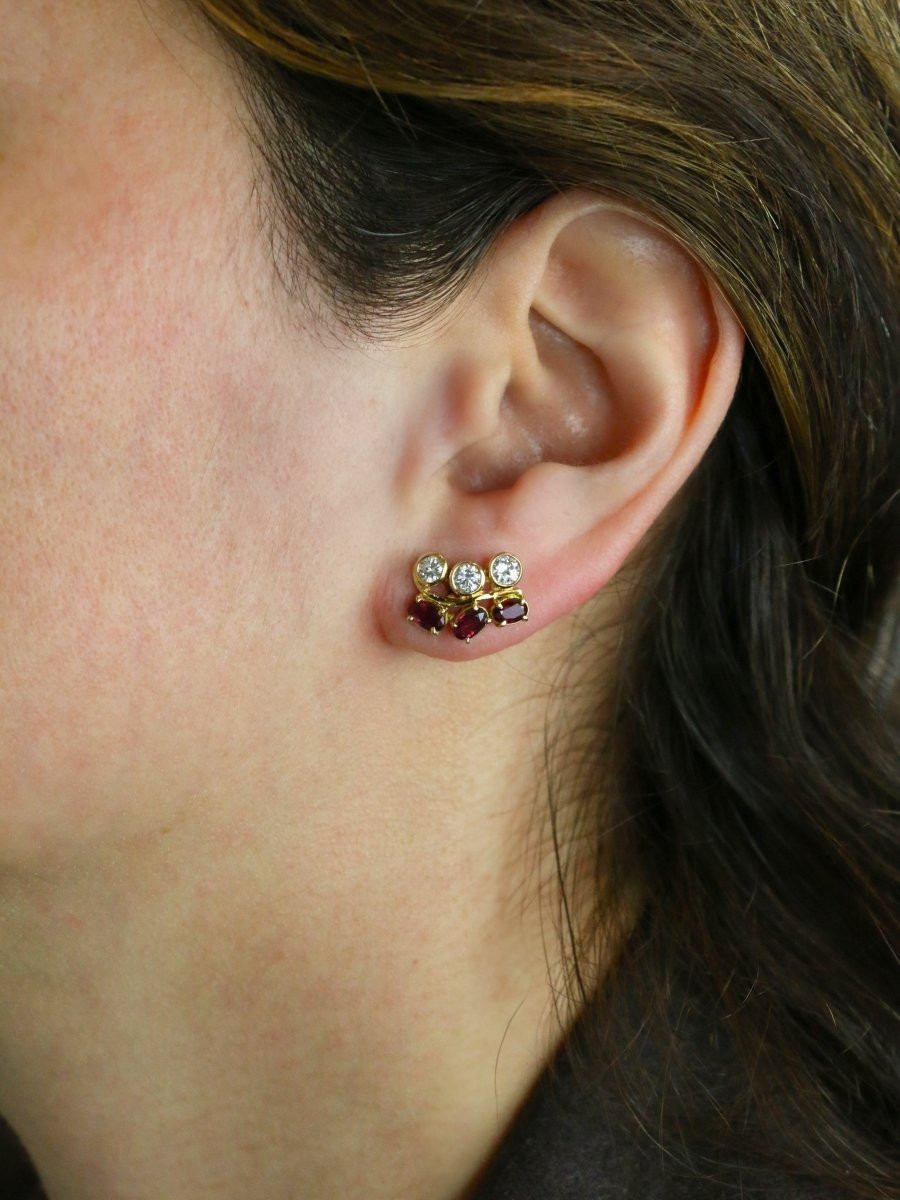 Boucles d’oreilles vintage en or, diamants et grenats - Castafiore