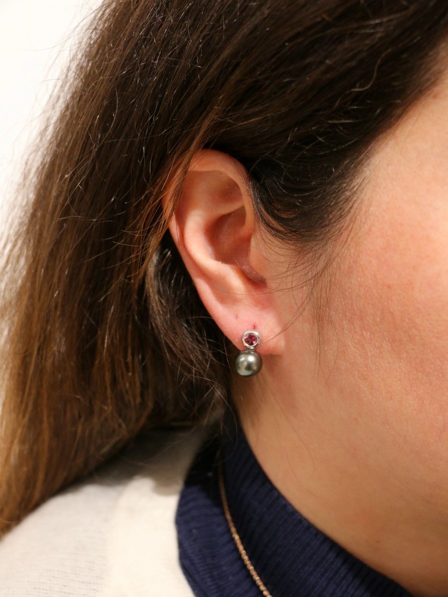 Boucles d’oreilles vintage en or, perles de Tahiti et tourmalines roses - Castafiore