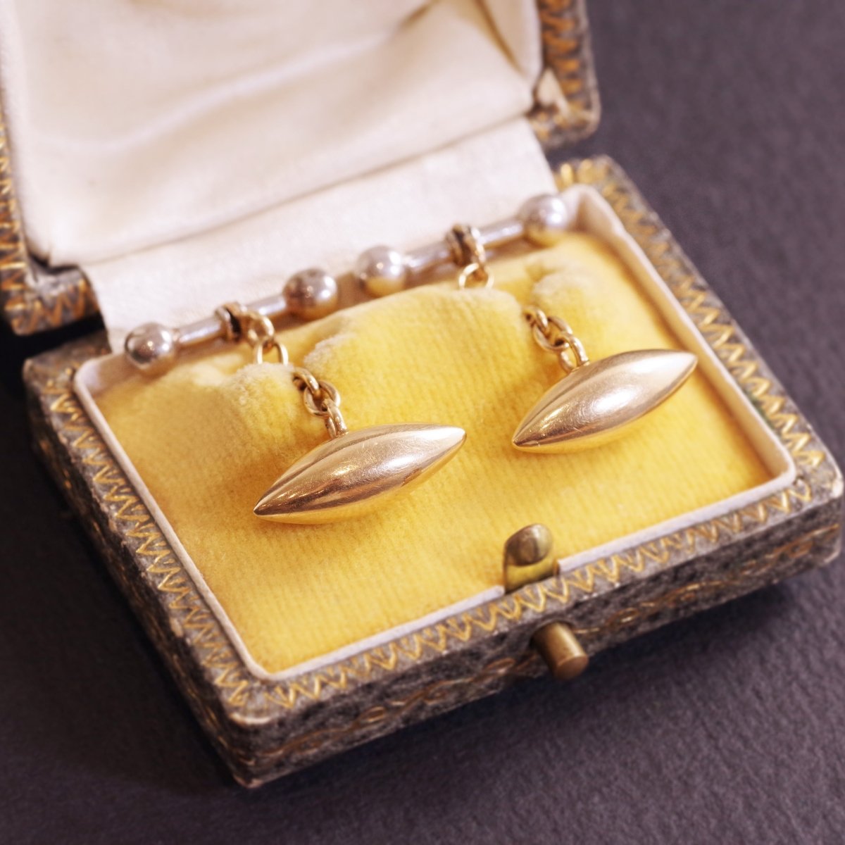 Boutons de manchette en or jaune et or blanc - Castafiore