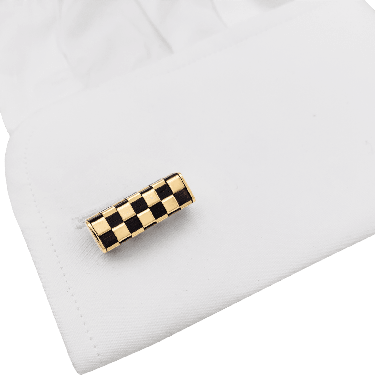 Boutons de manchette VAN CLEEF & ARPELS "Damier" en or jaune et bois - Castafiore
