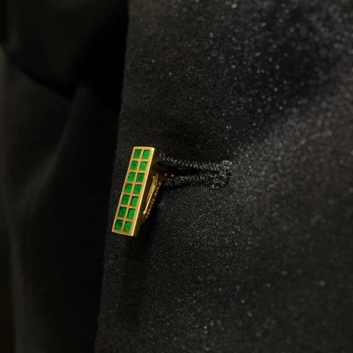 Boutons de Manchettes HERMES en or jaune et émail vert - Castafiore
