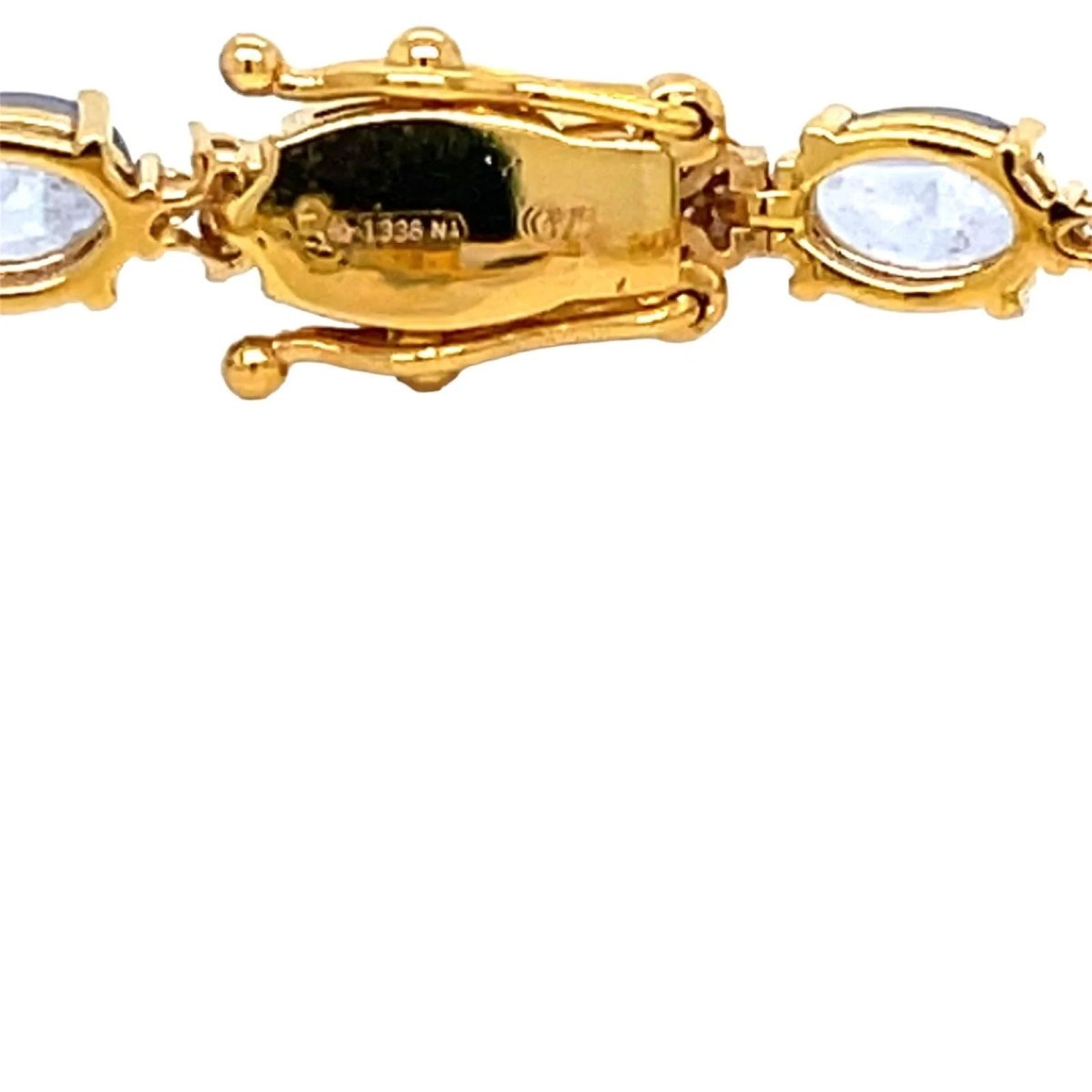 Bracelet à maillons en or rose avec saphir bleu clair et diamant CTW 14 - Castafiore
