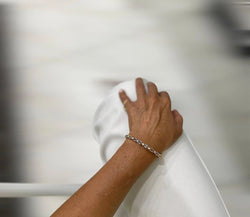 Bracelet à maillons en or rose avec saphir bleu clair et diamant CTW 14 - Castafiore