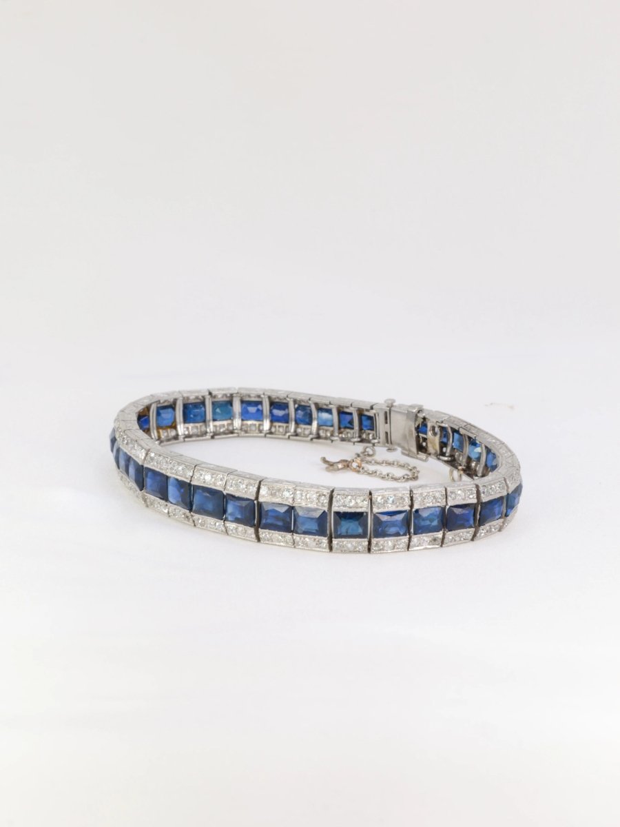 Bracelet Art - Déco en or, platine, saphirs et diamants - Castafiore