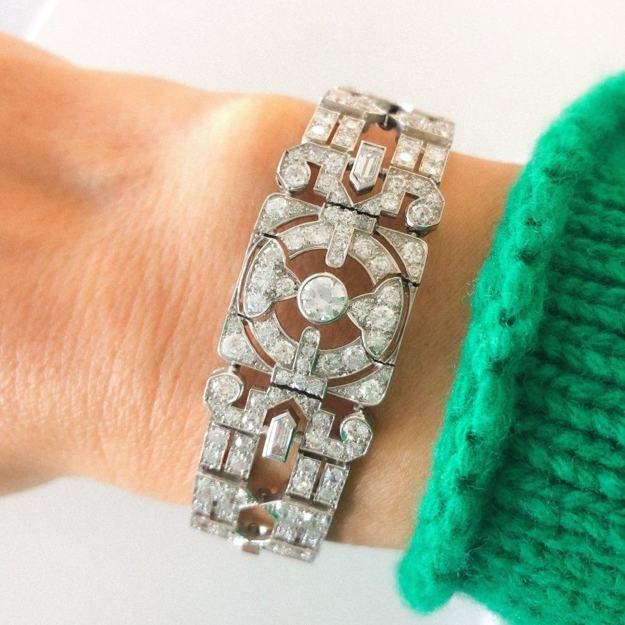 Bracelet Art Déco en platine entièrement pavé de diamant - Castafiore