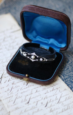 Bracelet Art Deco Perle Fine et Diamants sur Platine - Castafiore