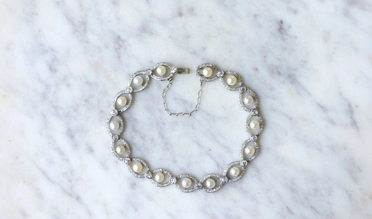 Bracelet Art Deco platine, diamants, et perles fines - Castafiore