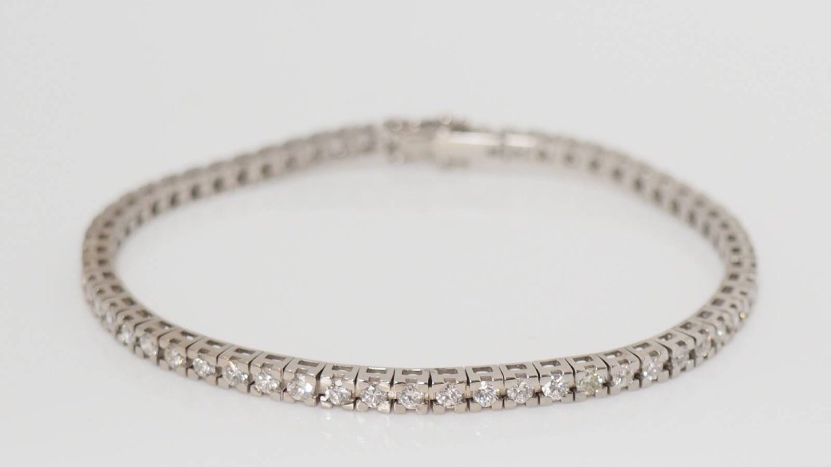 Bracelet de luxe en or blanc et diamants 3,20 carats - Castafiore