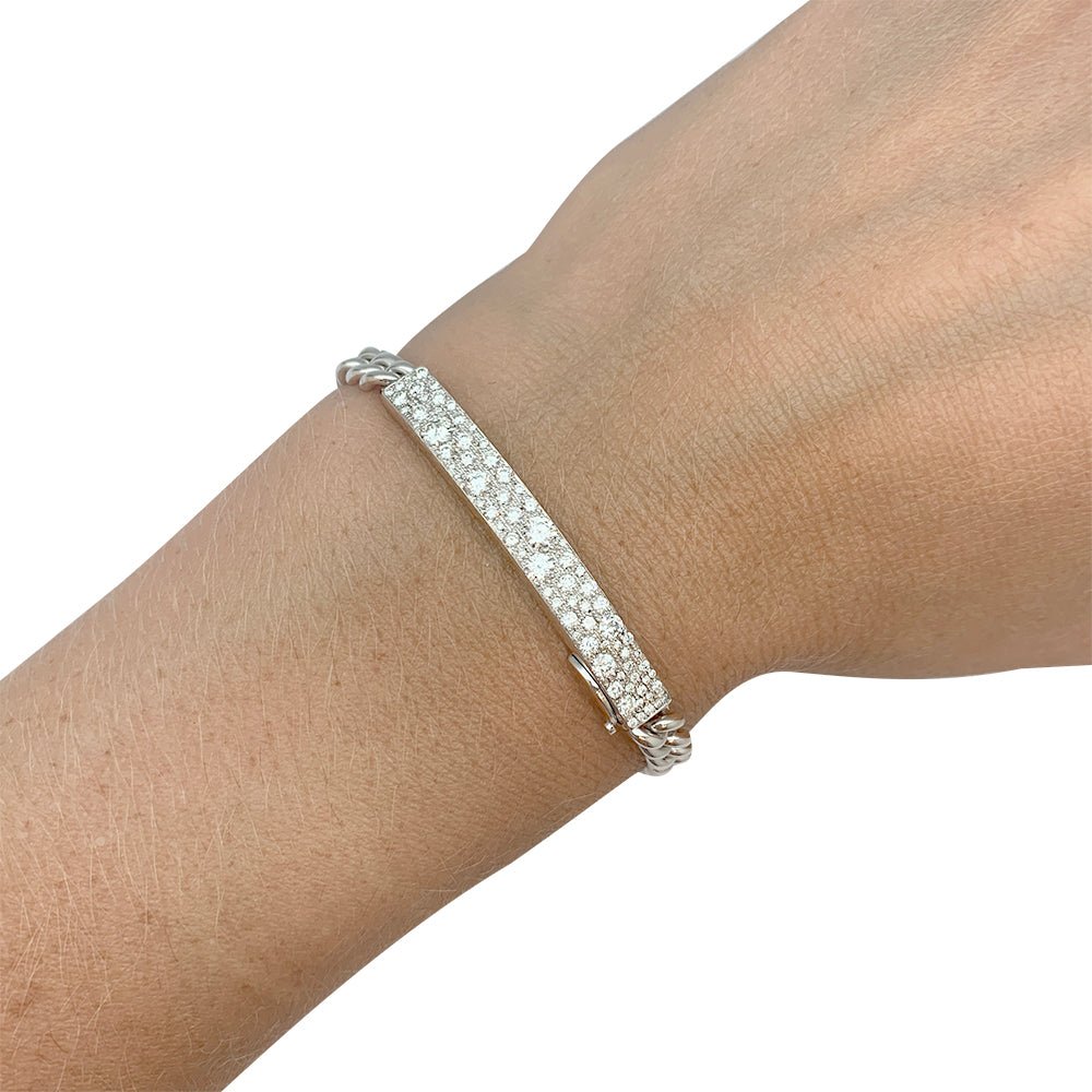 Bracelet DIOR "Gourmette" en or blanc et diamants - Castafiore