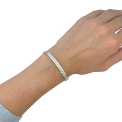 Bracelet DIOR "Gourmette" en or blanc et diamants - Castafiore