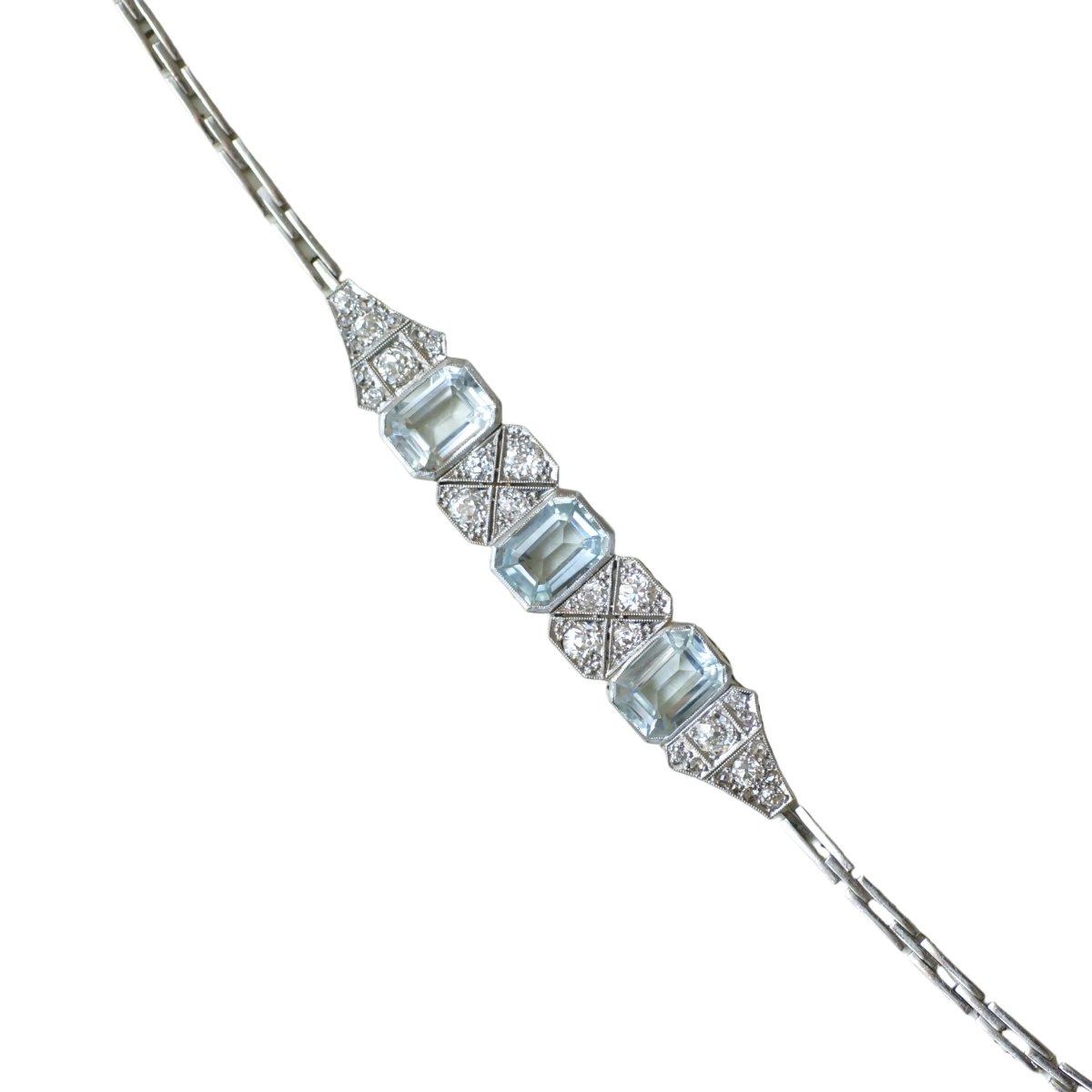Bracelet en or blanc, aigues-marines et diamants - Castafiore