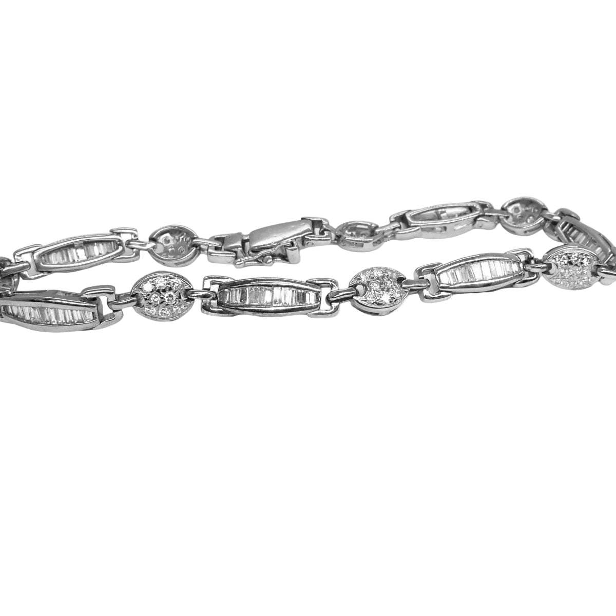 Bracelet en or blanc et diamants - Castafiore