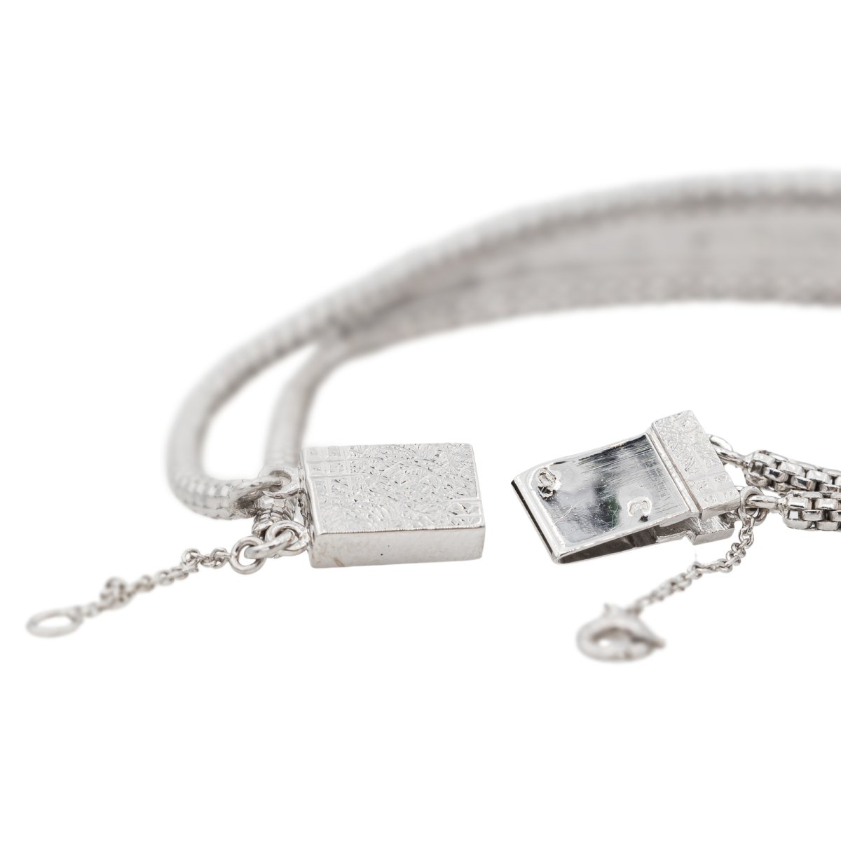 Bracelet en or blanc et diamants - Castafiore