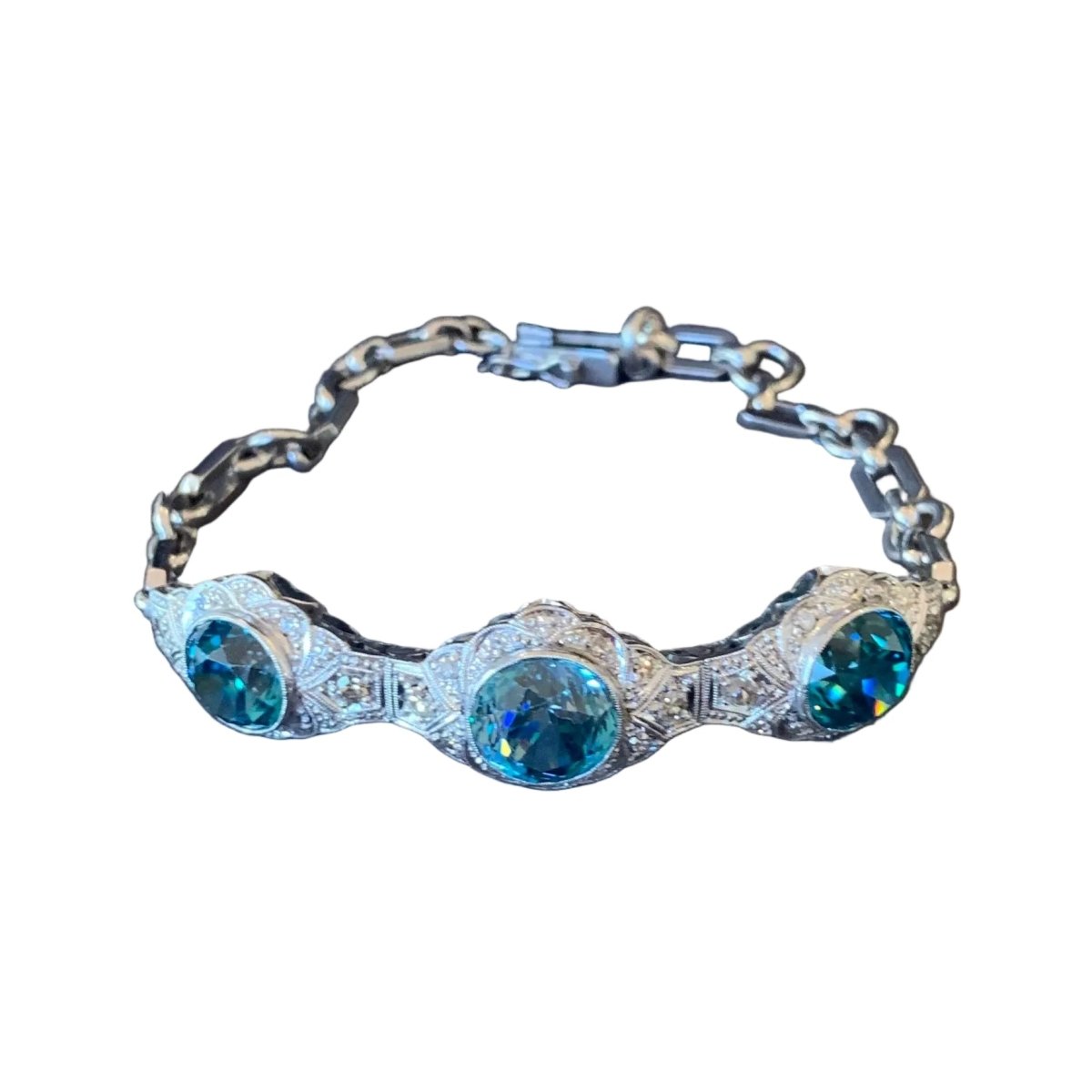 Bracelet en or blanc, platine, zircons et diamants - Castafiore