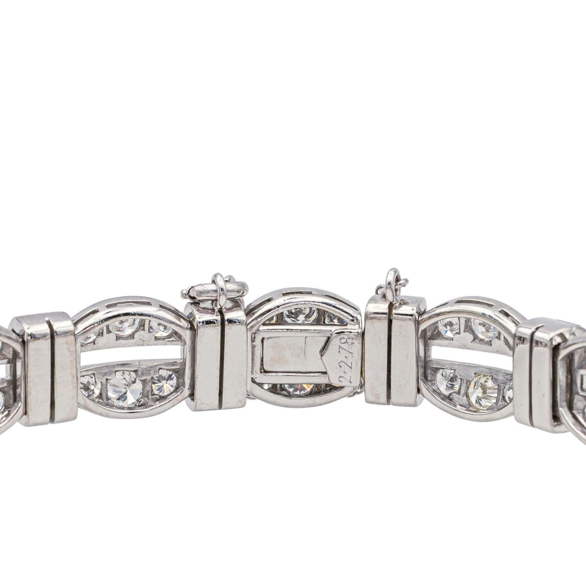 Bracelet en or blanc, saphirs et diamants - Castafiore
