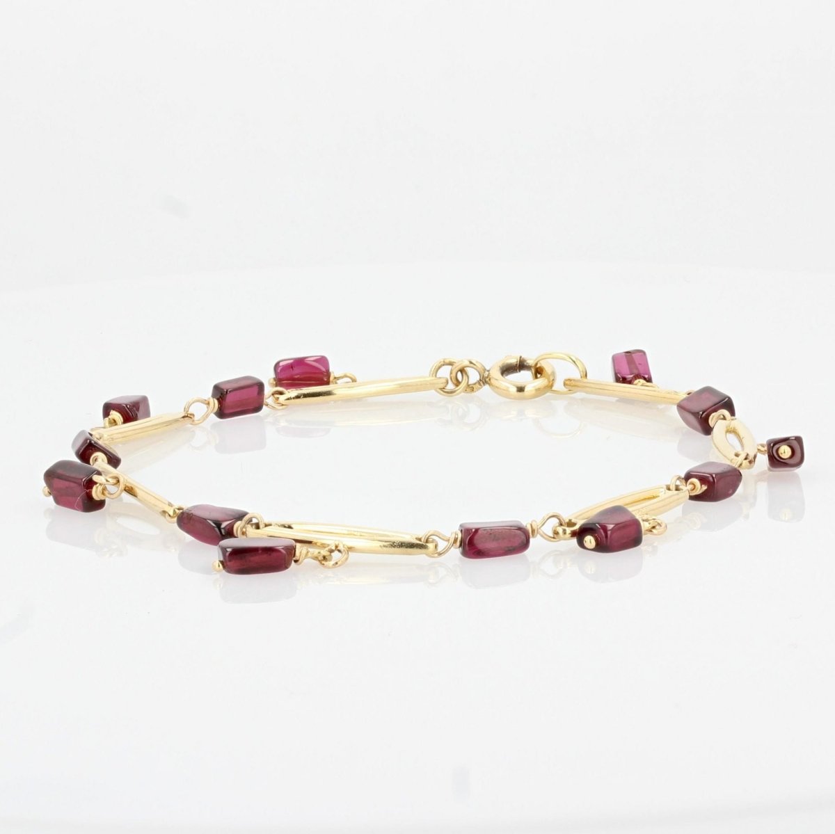 Bracelet en or et grenats - Castafiore
