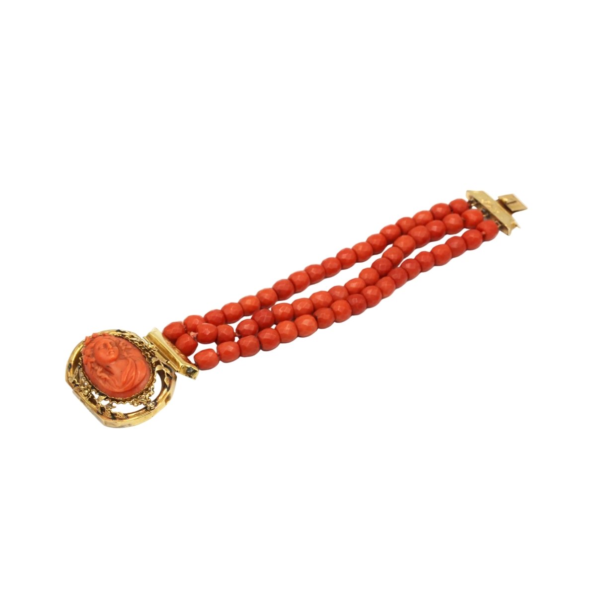Bracelet en or jaune, camée et corail - Castafiore