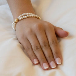 Bracelet en or jaune et perles - Castafiore