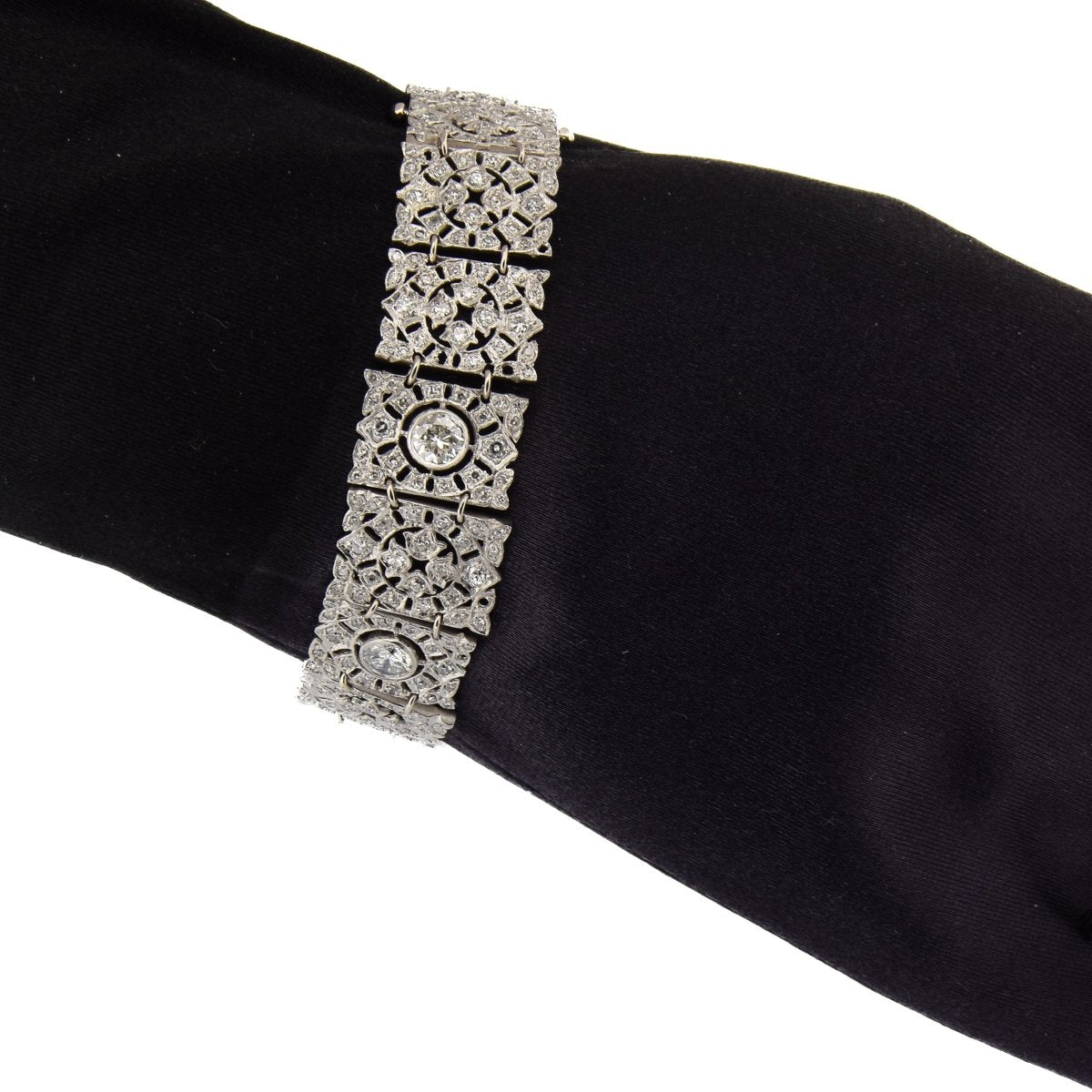 Bracelet en platine et diamants - Castafiore