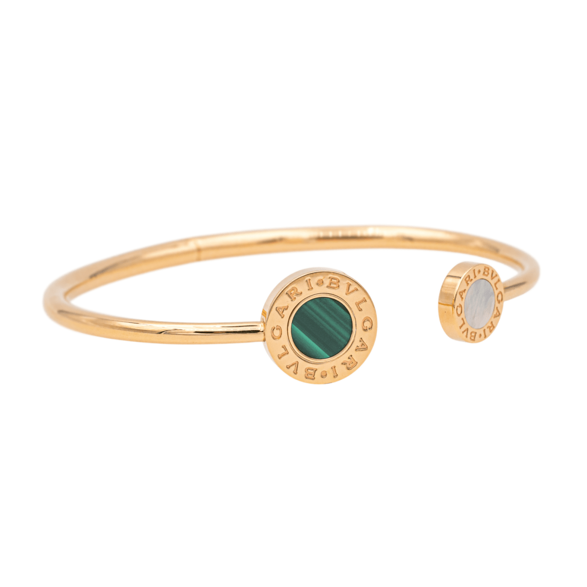 Bracelet Jonc BULGARI "BVLGARI BVLGARI" en or rose, malachite, nacre et onyx - Castafiore