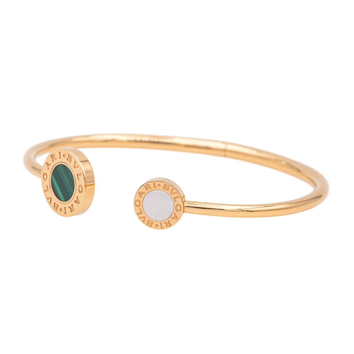 Bracelet Jonc BULGARI "BVLGARI BVLGARI" en or rose, malachite, nacre et onyx - Castafiore