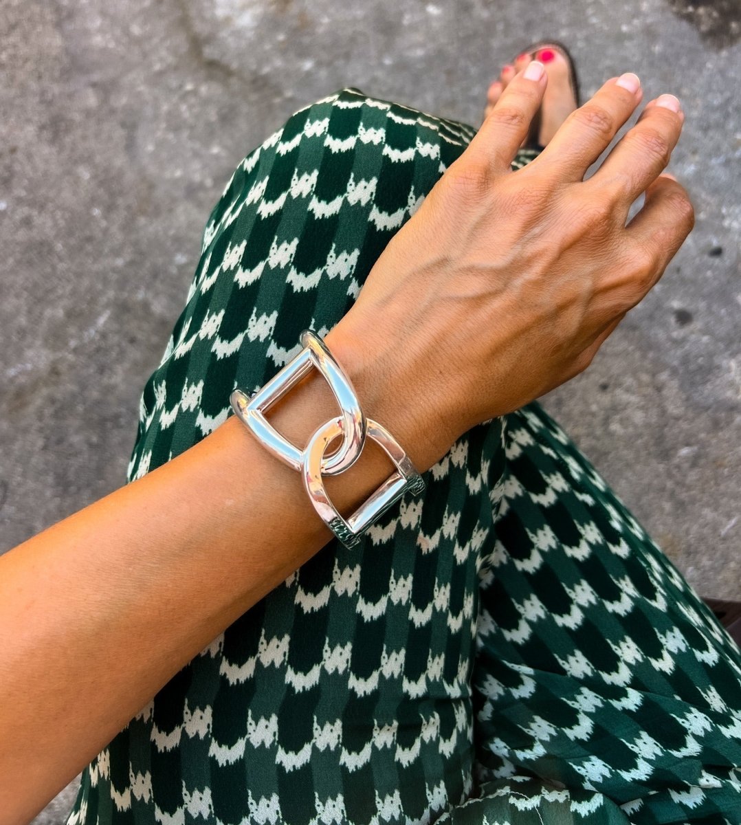 Bracelet jonc en argent de la maison Hermès - Castafiore