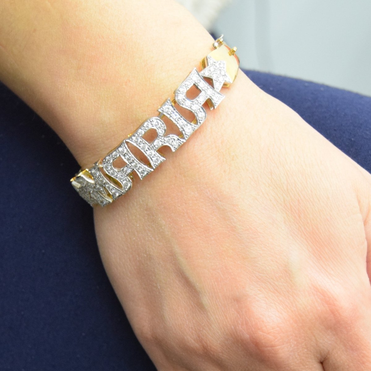 Bracelet Jonc en or jaune et diamants - Castafiore