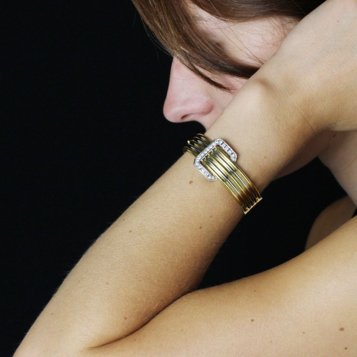 Bracelet Jonc en or jaune, or blanc et diamants - Castafiore