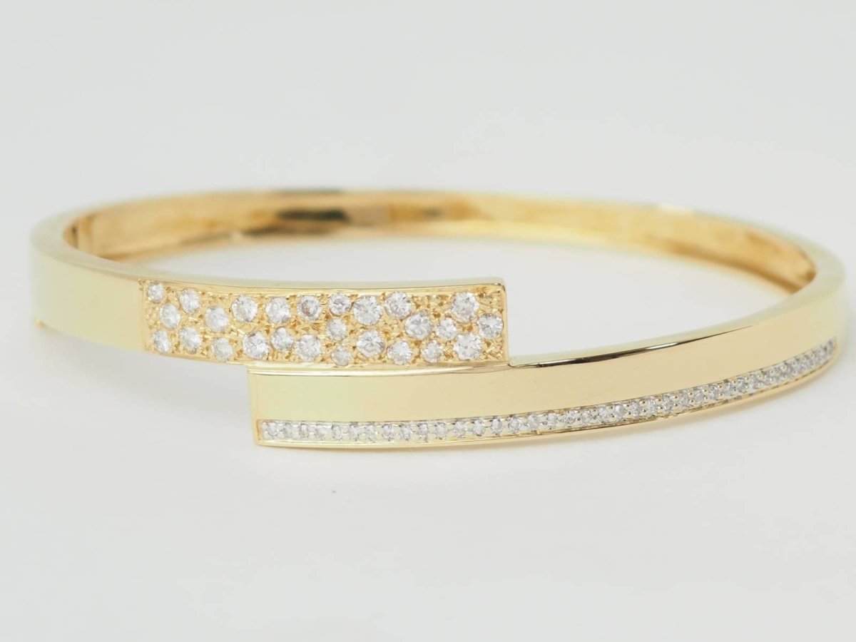 Bracelet Jonc plat ouvrant or jaune et diamants - Castafiore