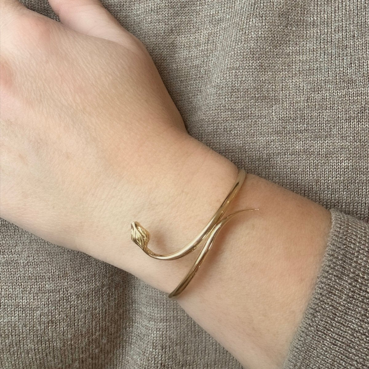Bracelet jonc serpent en or jaune - Castafiore