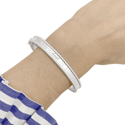 Bracelet Jonc VAN CLEEF & ARPELS "Perlée Signature" en or blanc et perles - Castafiore