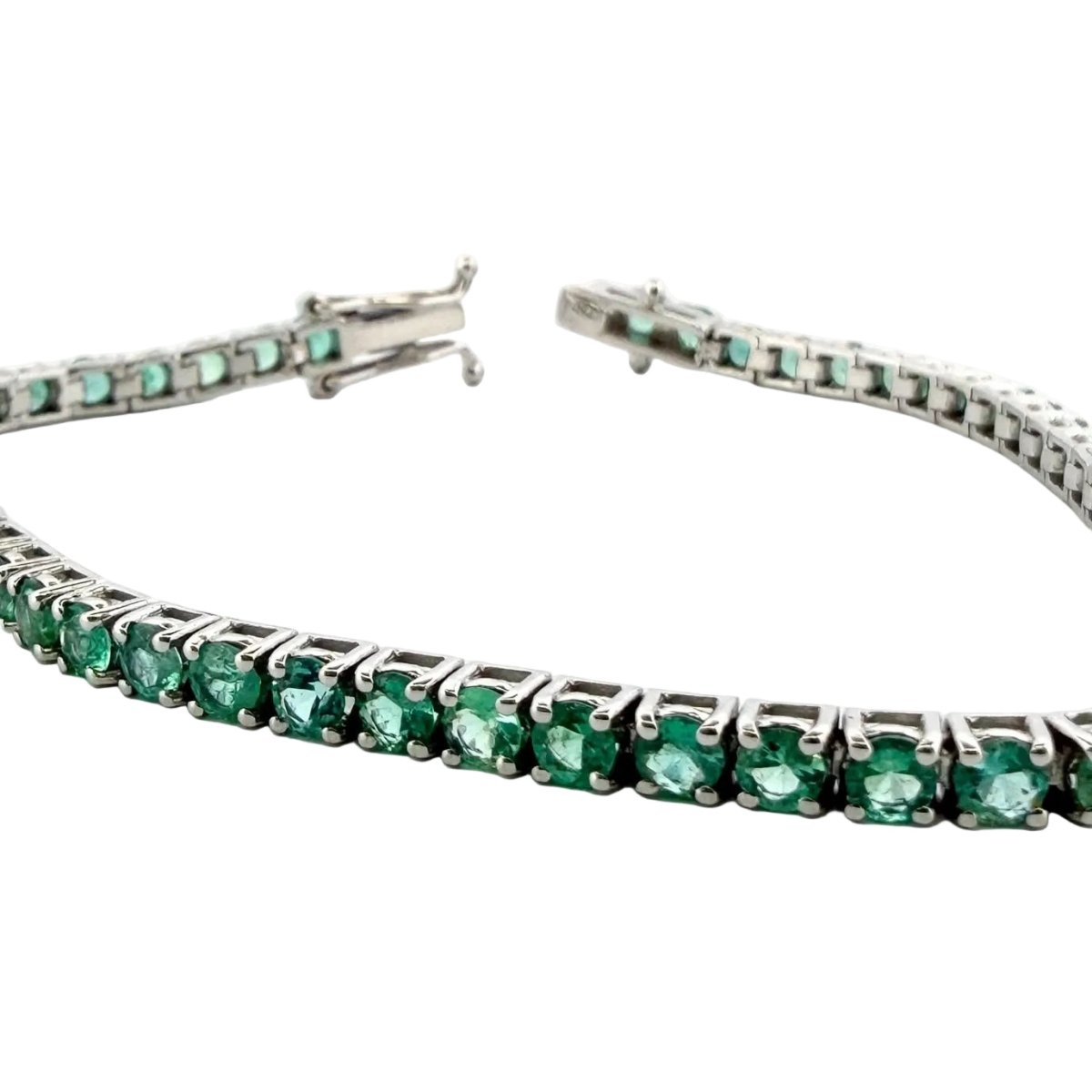Bracelet Ligne en or blanc et émeraudes - Castafiore