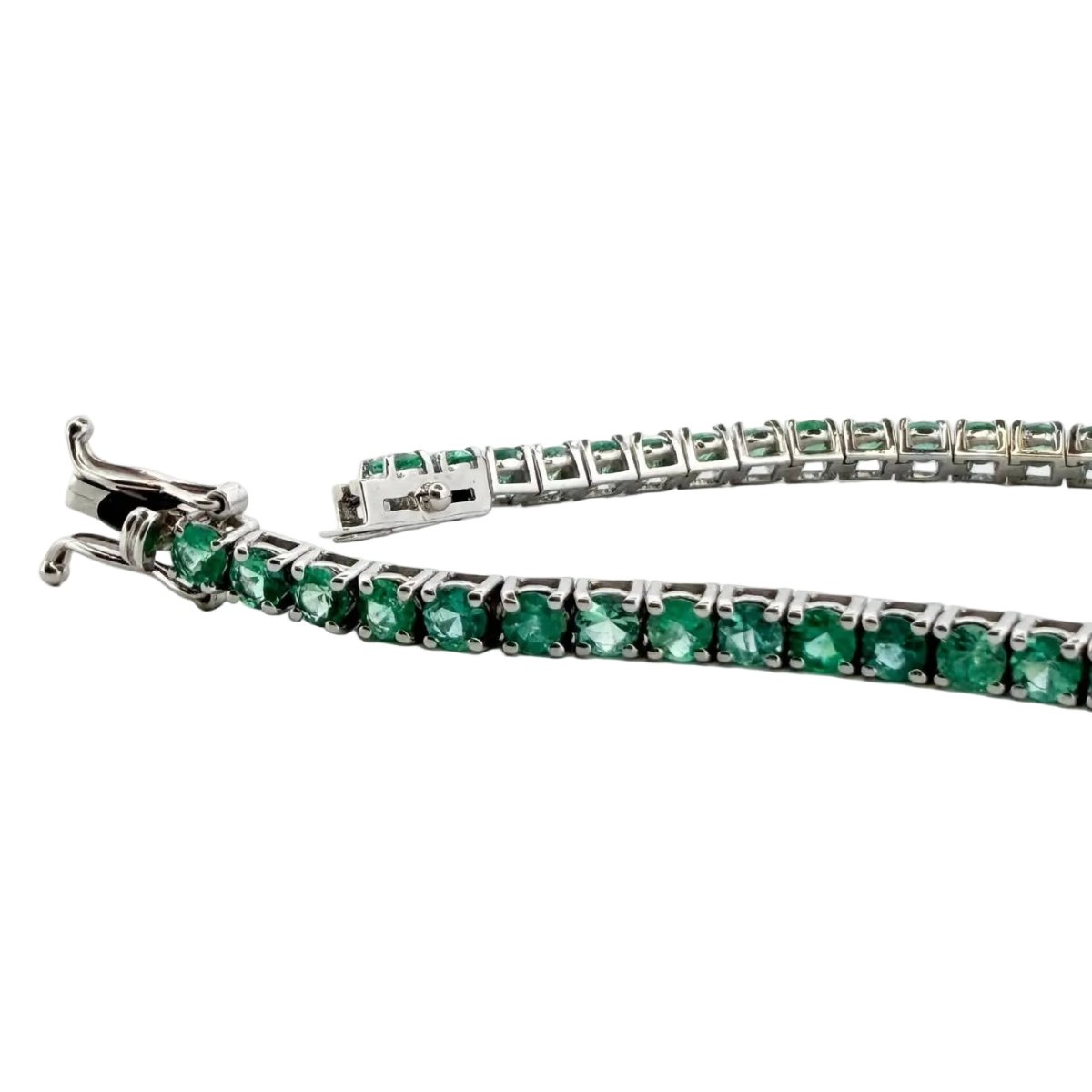 Bracelet Ligne en or blanc et émeraudes - Castafiore